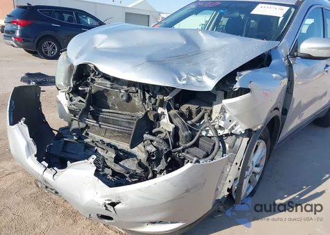 2015 Nissan Rogue Sv z USA, uszkodzony, nr VIN 5N1AT2MT3FC756498